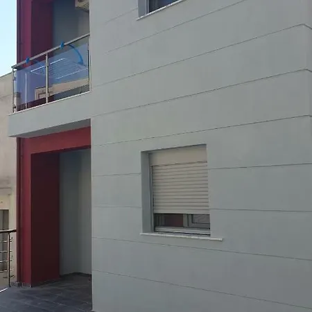 Perfect Νέος Μαρμαράς