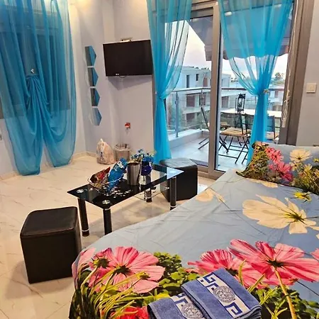 Perfect * Neos Marmaras